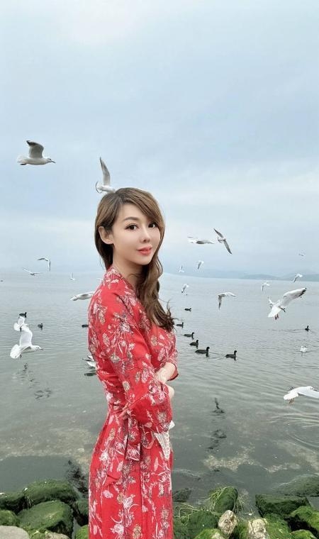 朝阳性感大长腿妹子 1