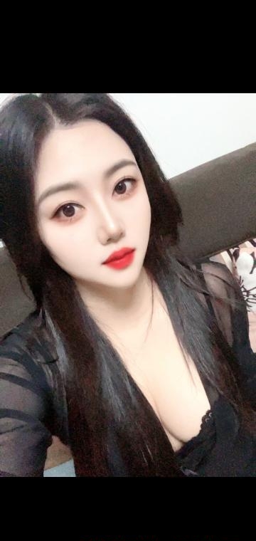 性感胸大小姐姐 1