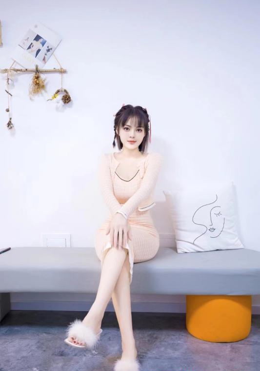 反食旗袍肥臀骚妇媛媛 1