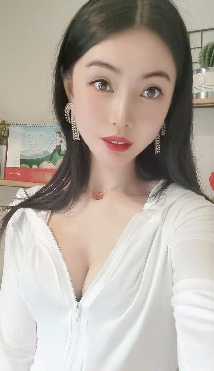 温柔可爱乖巧妹子 2