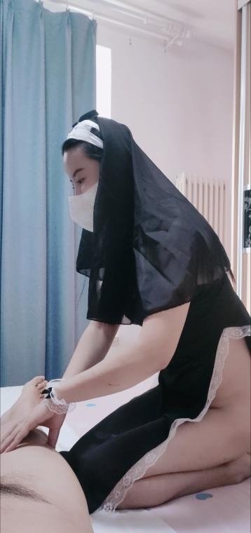 二刷美女中项过年留京 2
