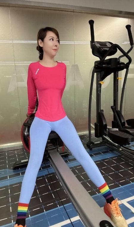 性感风骚服务妹子 2