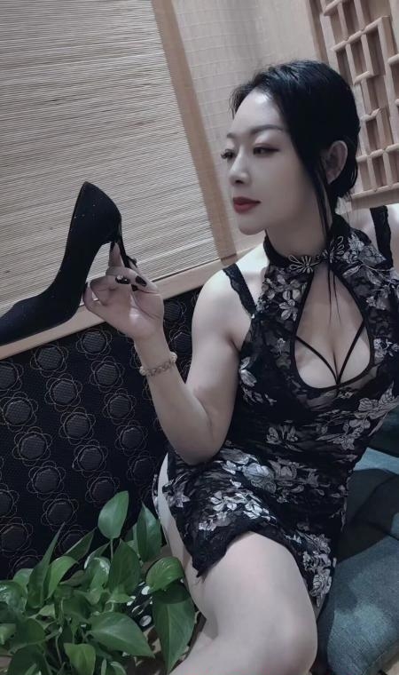 心心念念的御姐 2