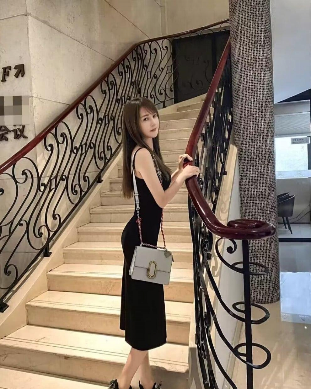 出击南方小土豆，颜值很不错，服务贴心，值得多刷！ 1