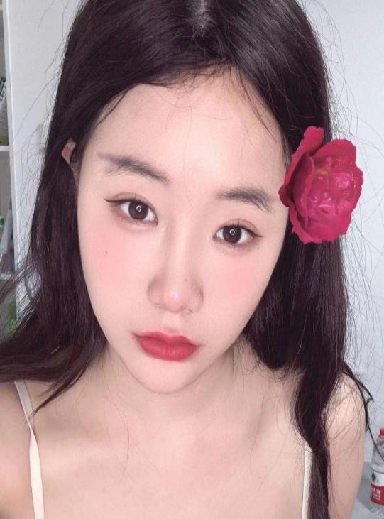  青山大胸妹甜甜 1