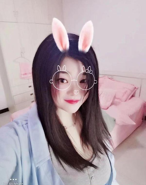光谷青年城小姐姐 1