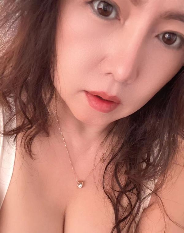 东北雪儿大胸美妇 1