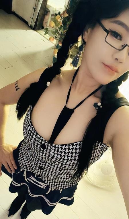 本市少妇很热情 1