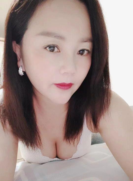 潘家园丰满熟妇 1