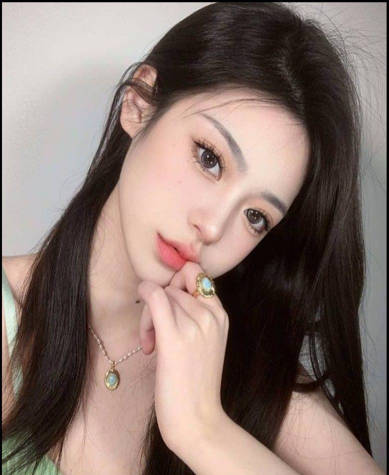 丰满胸大学妹与白虎送伟哥 2