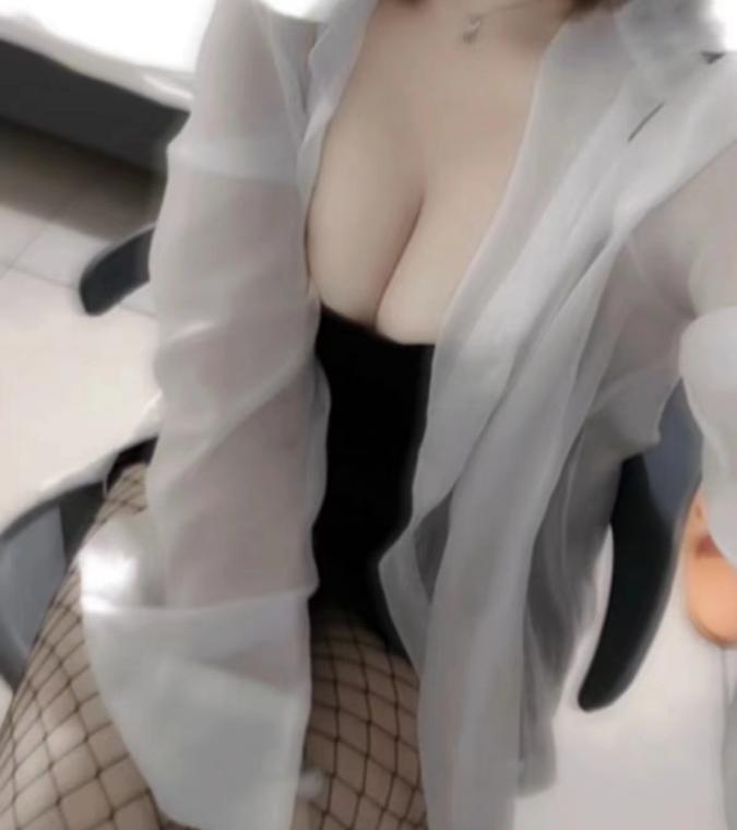 津南居家小妹 2