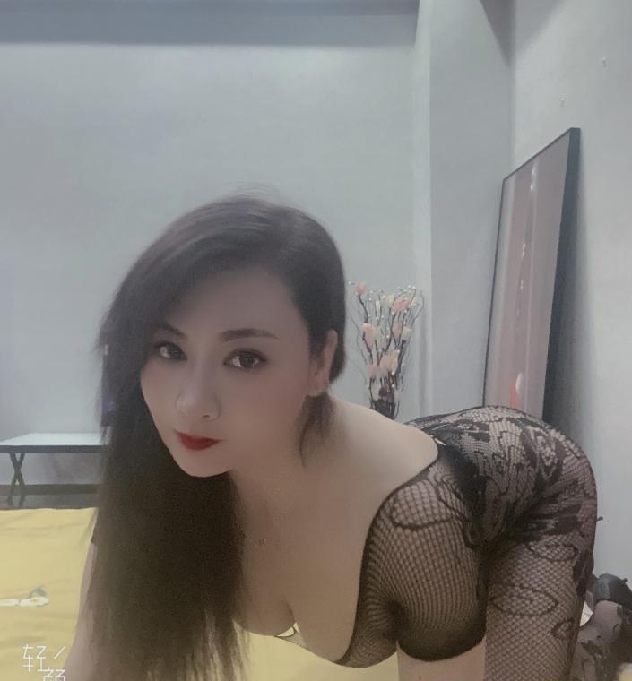 风骚美女会喷水 2