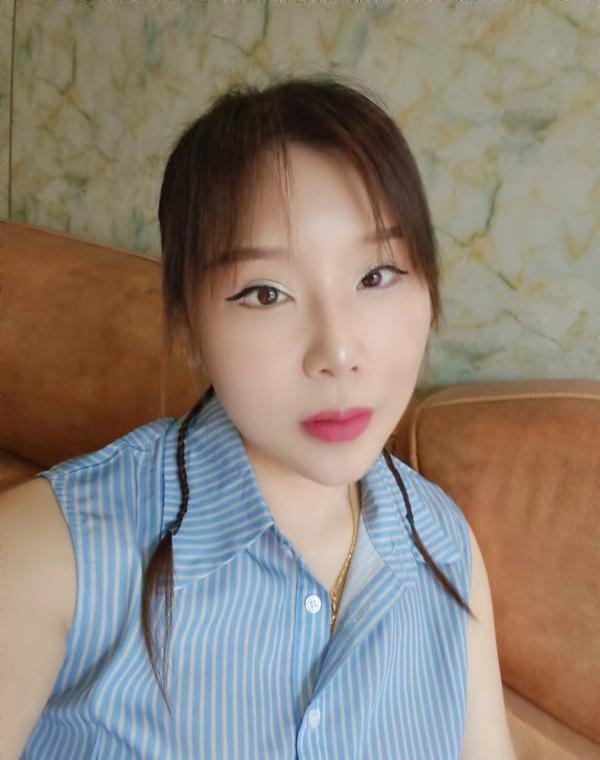 武昌大奶少妇明月 3