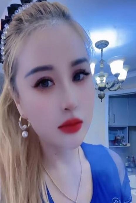  汉阳三通午夜小少妇 1