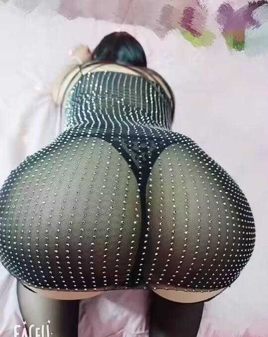 双桥S臀臀潮喷人妻 1