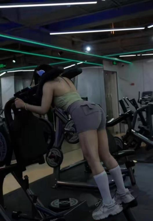 大臀教练苏苏 1