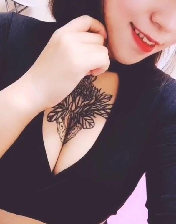 天然大奶妹 1
