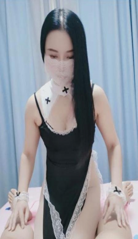  修女制服中项 2