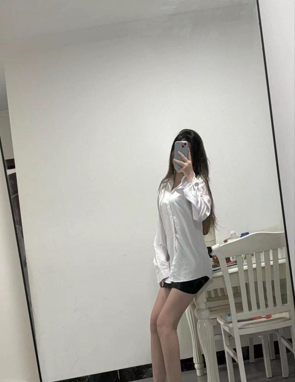 制服诱惑允儿 2