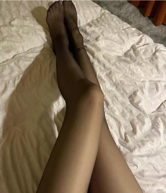 轻熟白嫩身材 2