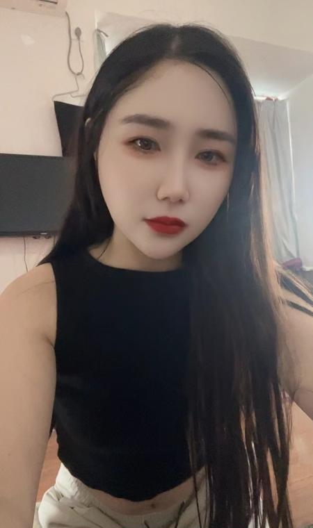 练瑜伽的小烧妹 2