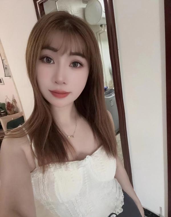 挺年轻的妹妹 2