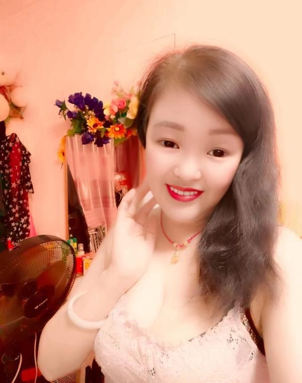 大胸泻火少妇 4
