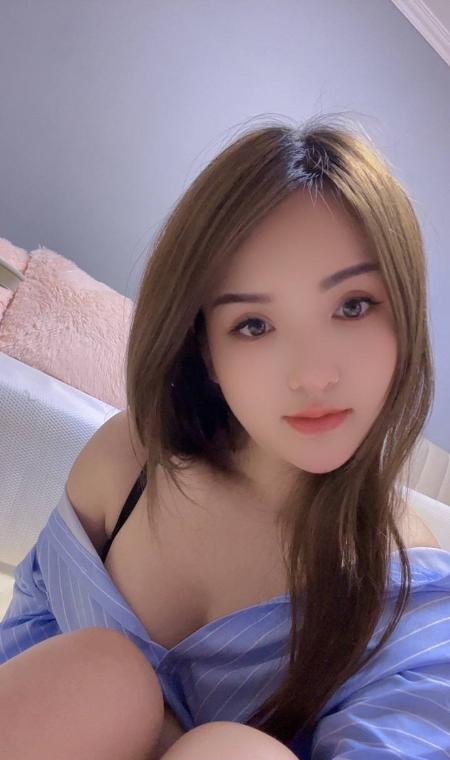 毒龙骚女月亮 4