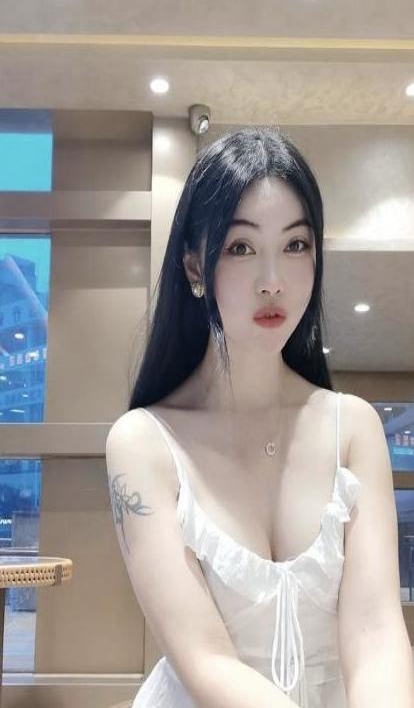  妩媚动人风骚老师 1