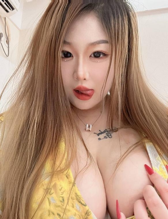 光谷毒龙巨乳小骚女 1