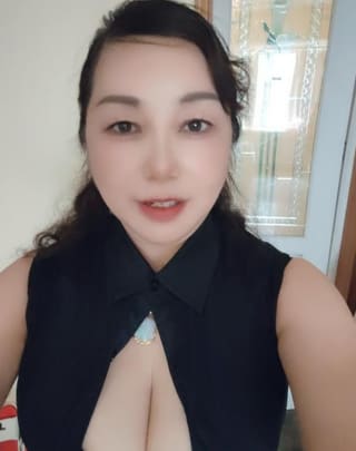 秀姐肉丝巨臀