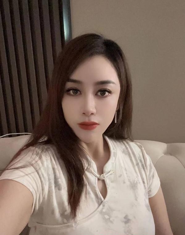 河东熟女御姐大长腿 1