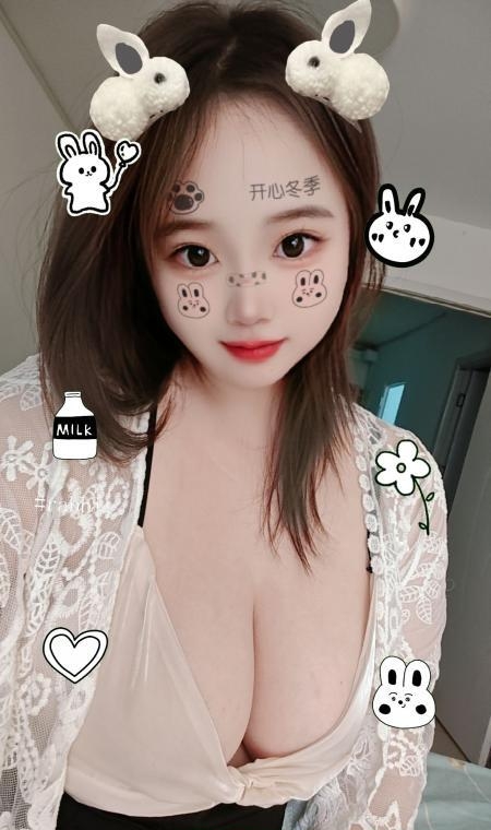 爆乳水磨川妹珑珑 1