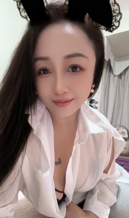 光谷美少妇佳佳 1