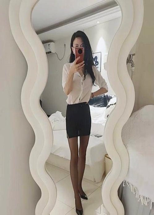  极具气质的喷水淫娃 2