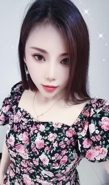 大白奶少妇小雨 2