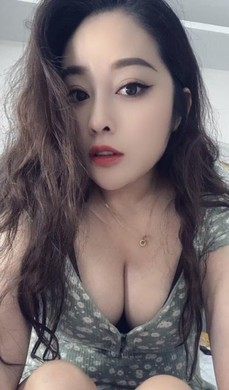 丰满小御姐 2