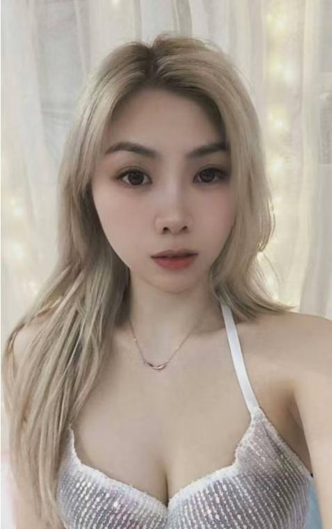 丰满小欲姐 4