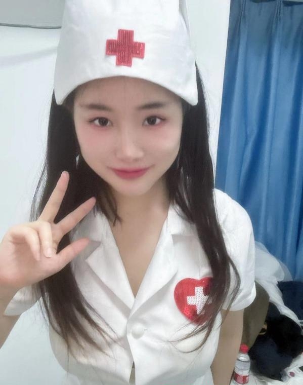 虎泉大胸甜美甜甜 1