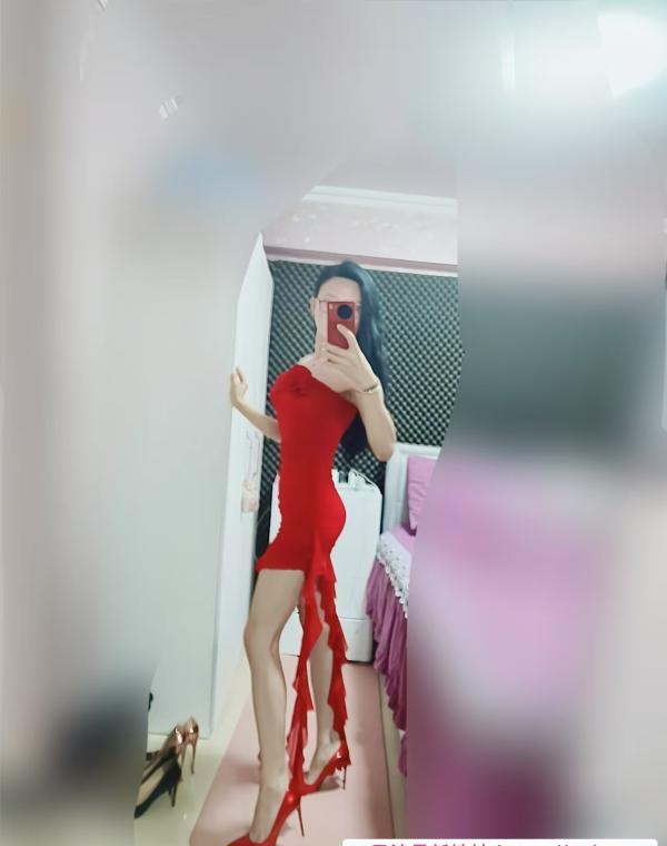 女人味十足喷水娃 1