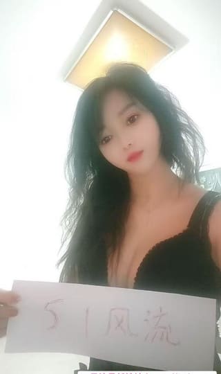洪山大奶服务系云朵