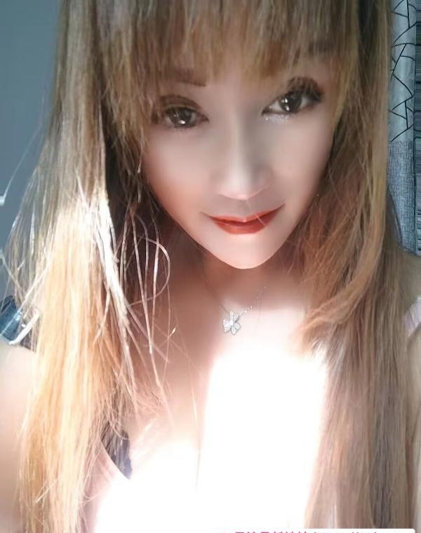 河西过年不打烊少妇 1