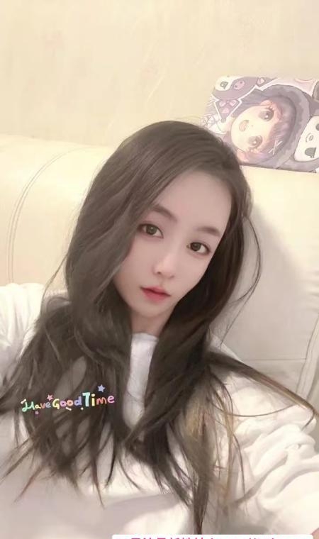 武昌漂亮妹子笑笑 1