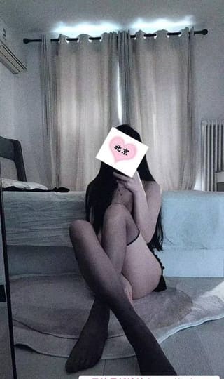 服务系贴心长腿老师