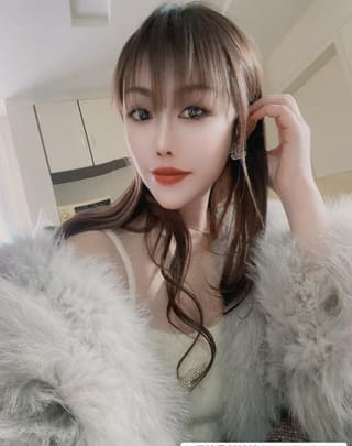 网红脸颜值妹子