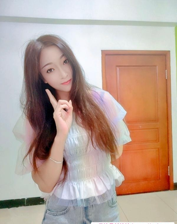 大长腿御姐燕燕 1