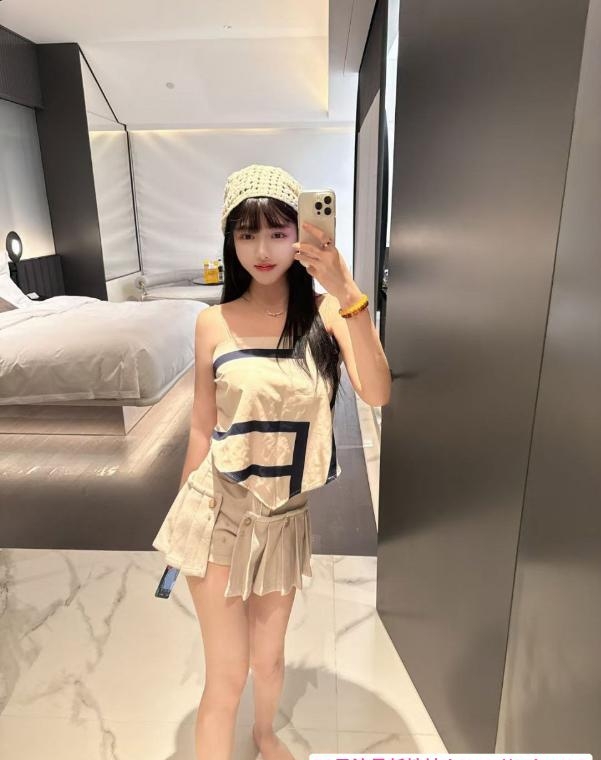 朝阳女友系杉杉 1