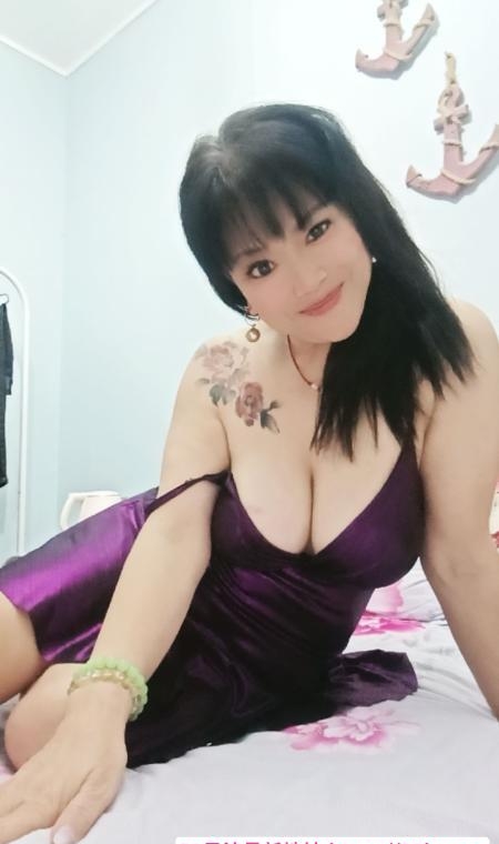 大奶骚姐姐 1