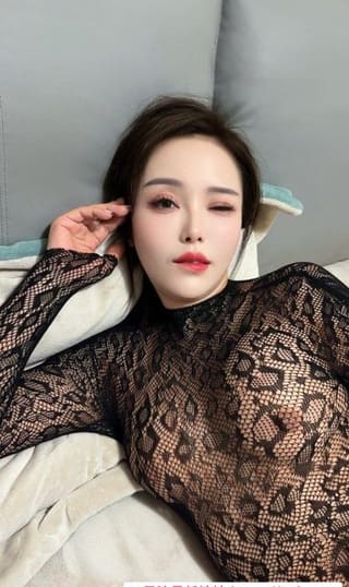美少妇米娜