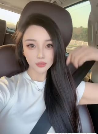 肤白小宝贝